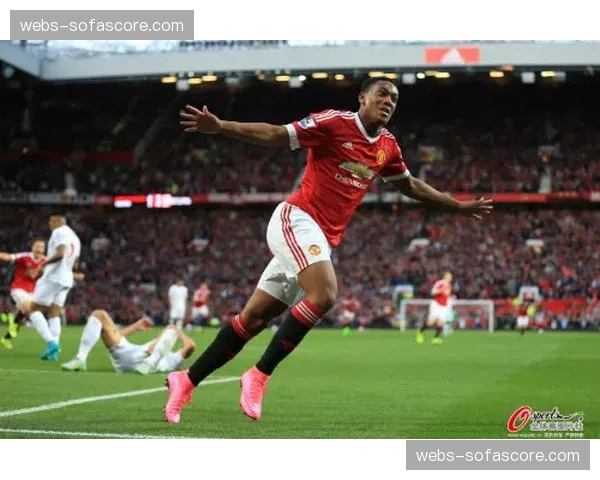 “曼联官方确认：拉什福德内收肌轻微拉伤，将缺席未来两轮联赛”