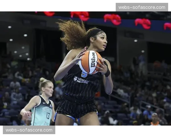 亚特兰大梦想押注安吉尔·里斯，目标从季后赛球队跃升冠军威胁